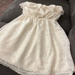 White lace dress